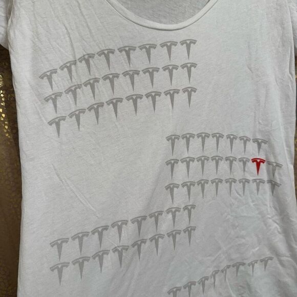 Tesla Womens Scoop Neck White Red Gray Multi Logo T Shirt Cotton M NWT - Picture 4 of 8